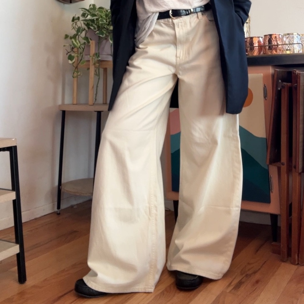 GAP Wide Leg, Loose-Fit Ecru Denim